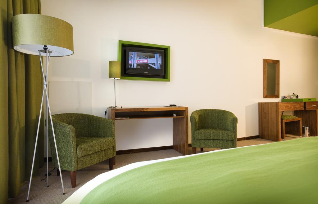 Golden Gate Hotel And Chalets Clarens Extérieur photo