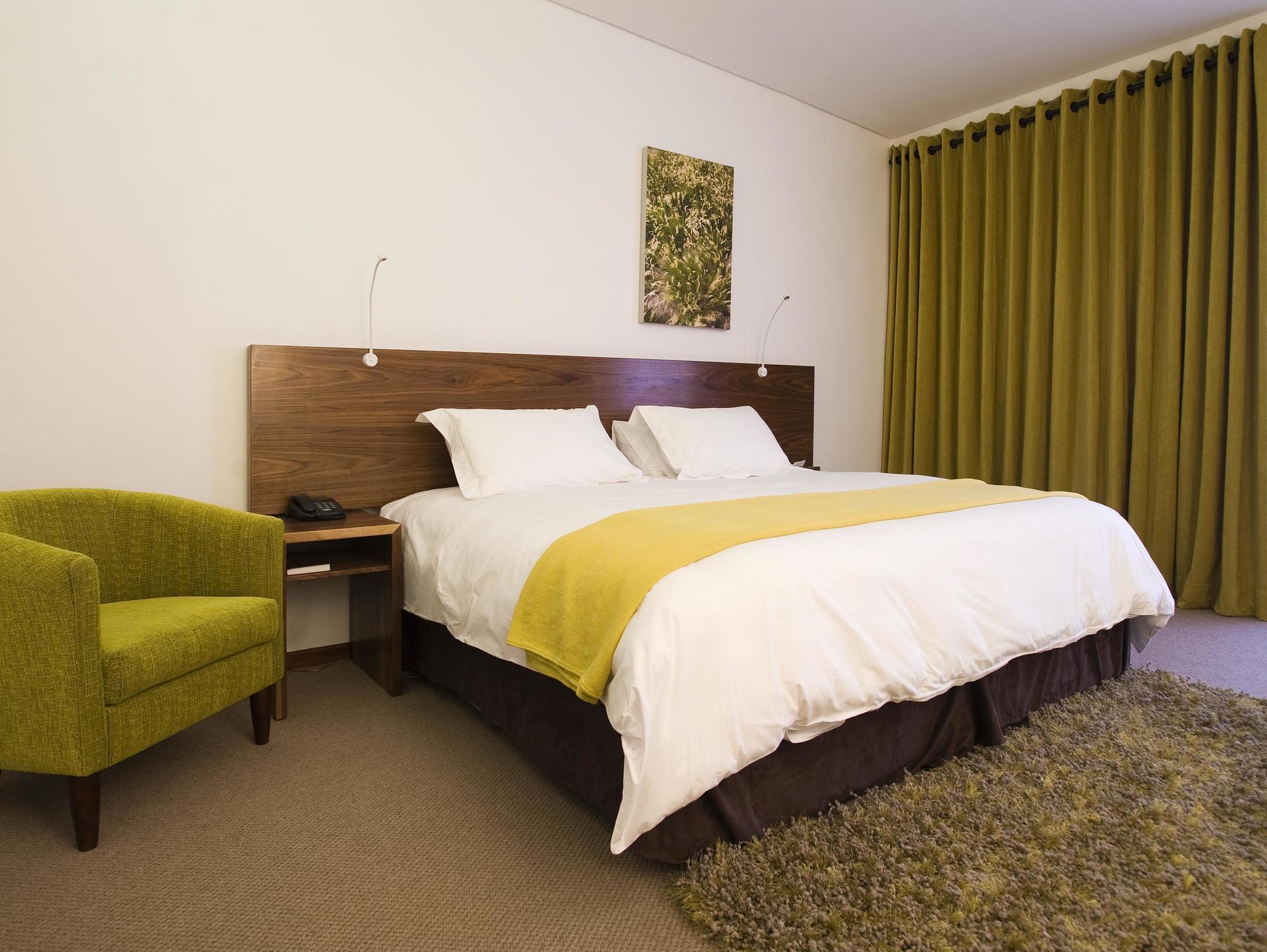 Golden Gate Hotel And Chalets Clarens Extérieur photo